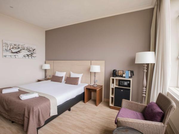 Flonk Hotel Groningen Centre, BW Signature Collection : photo 1 de la chambre chambre lit king-size deluxe