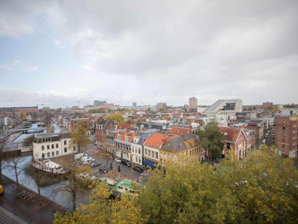 Flonk Hotel Groningen Centre, BW Signature Collection : photo 4 de la chambre chambre lits jumeaux confort