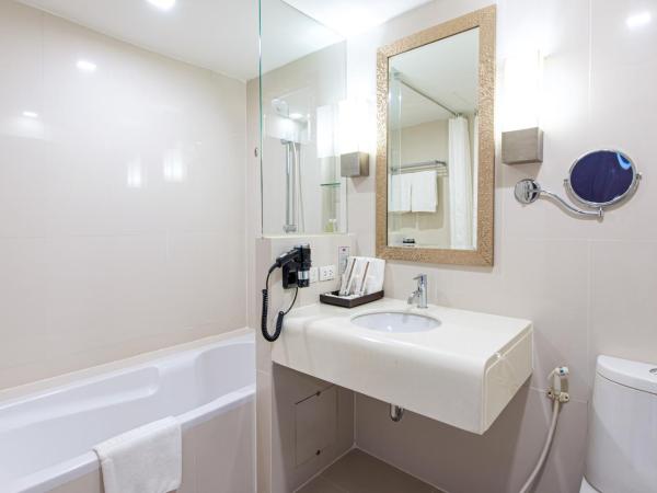 Ambassador Hotel Bangkok - SHA Extra Plus : photo 4 de la chambre chambre double privilège aile sky