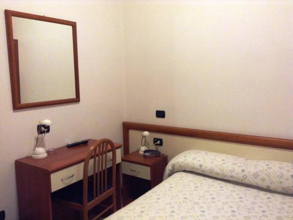 Hotel Ricci : photo 4 de la chambre chambre simple