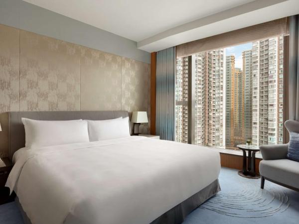 Kerry Hotel, Hong Kong : photo 2 de la chambre chambre lit king-size deluxe - vue sur ville