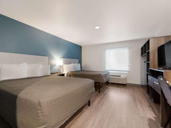 WoodSpring Suites Phoenix-Deer Valley : photo 5 de la chambre chambre standard avec 2 lits queen-size - non-fumeurs