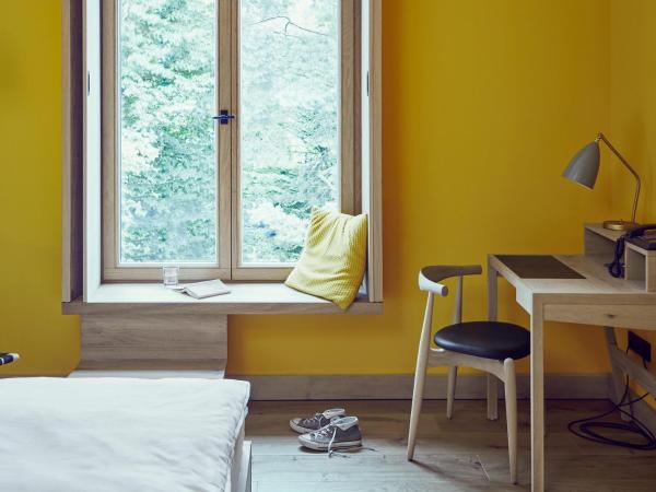 Hotel Wedina an der Alster : photo 2 de la chambre chambre double supérieure - vue sur jardin