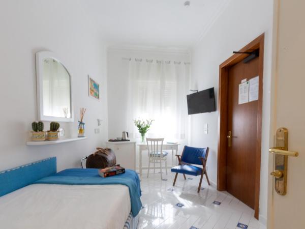 Hotel Villa Di Sorrento : photo 3 de la chambre chambre simple