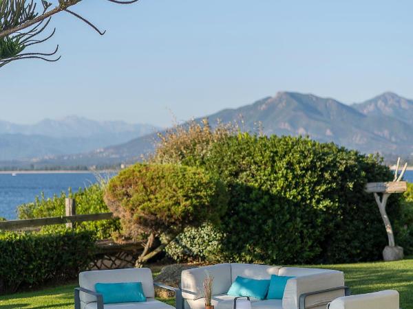 Sofitel Golfe d'Ajaccio Thalassa Sea & Spa : photo 5 de la chambre chambre classique avec balcon - vue sur mer