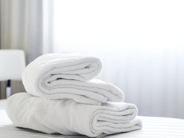Axor Feria : photo 6 de la chambre chambre double premium avec navette aéroport gratuite