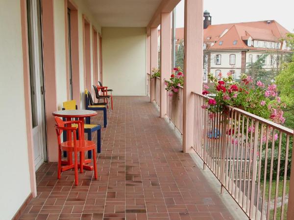 AUBERGE DE JEUNESSE : photo 4 de la chambre lit superposé dans dortoir pour femmes