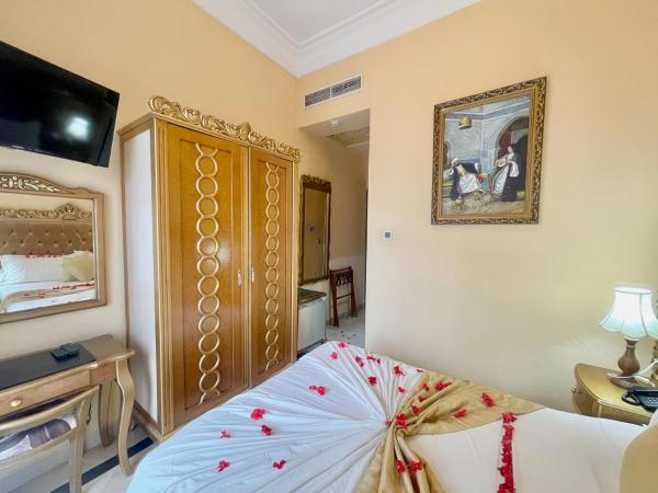 Royal Victoria - Ex British Embassy : photo 3 de la chambre chambre simple