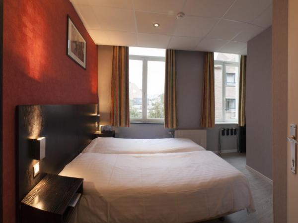 Alpha Hotel : photo 5 de la chambre chambre double ou lits jumeaux Économique 