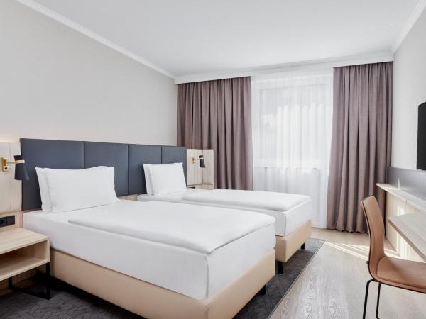 Crowne Plaza Hamburg-City Alster, an IHG Hotel : photo 6 de la chambre chambre lits jumeaux standard