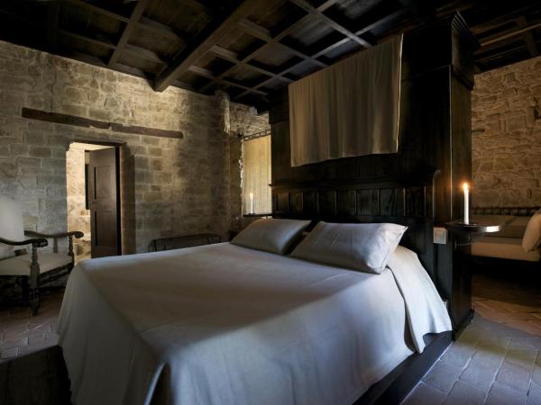 Castello Di Monterone : photo 6 de la chambre chambre familiale