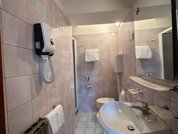 Hotel Aspromonte : photo 4 de la chambre chambre simple avec balcon