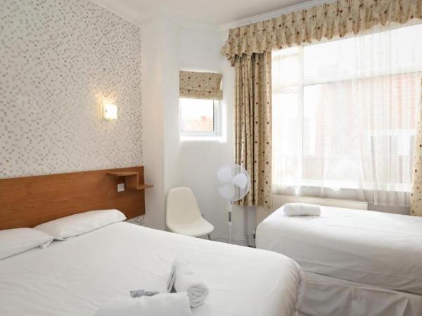 Anchor Guest House : photo 3 de la chambre suite familiale