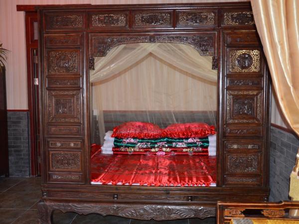 Qianmen Courtyard Hotel : photo 5 de la chambre suite deluxe de style chinois