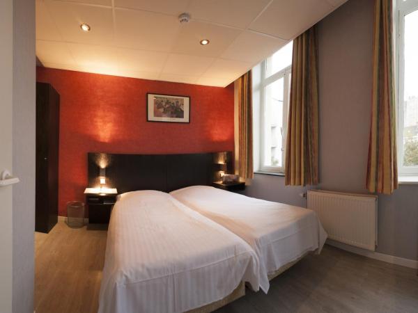 Alpha Hotel : photo 6 de la chambre chambre double ou lits jumeaux Économique 