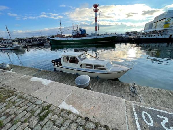 Motoryacht Bremen City : photo 1 de la chambre mobile home