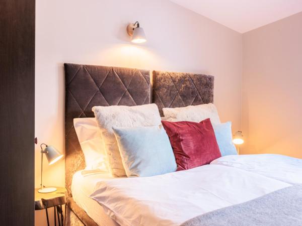 No 8 Bed & Bar : photo 2 de la chambre chambre lits jumeaux