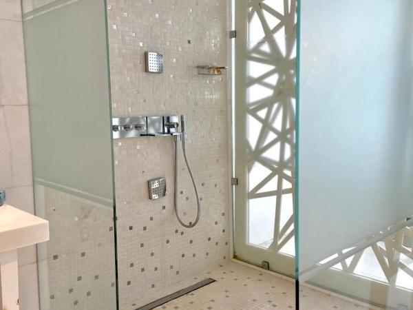 La Tour Blanche : photo 5 de la chambre suite exécutive