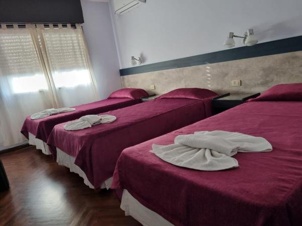 Crystal Hotel : photo 1 de la chambre chambre triple classique