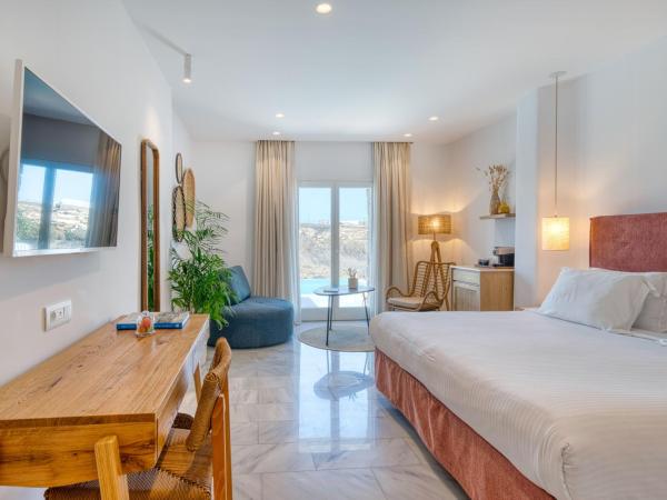 San Antonio Summerland : photo 1 de la chambre suite junior avec accès direct à la piscine