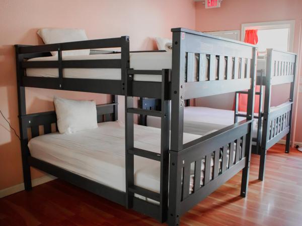 Wanderstay Houston Hostel : photo 5 de la chambre lit superposé dans dortoir pour femmes