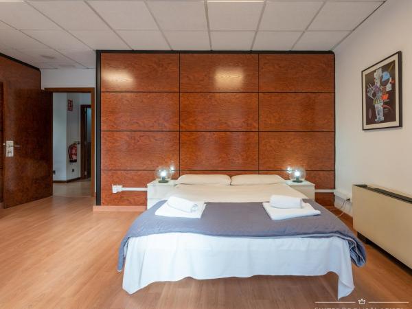 Suites Rooms Valencia : photo 7 de la chambre chambre double standard avec salle de bains commune