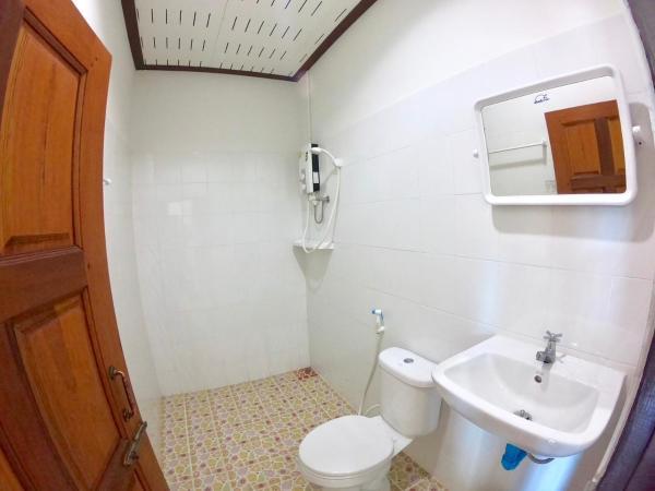 JR&GYM Resort : photo 4 de la chambre chambre double standard avec ventilateur