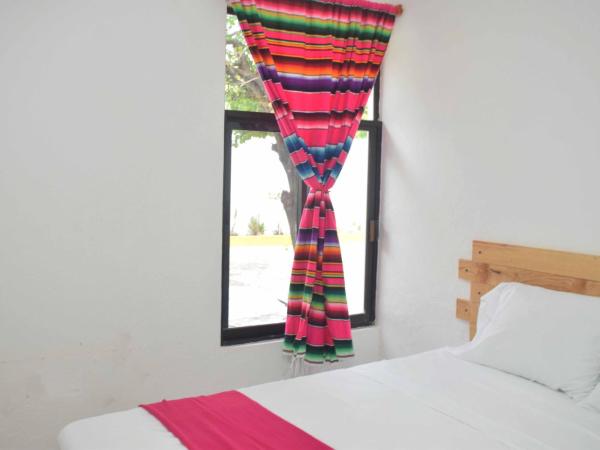 Hostal Casa Bohemia : photo 5 de la chambre chambre double avec salle de bains commune