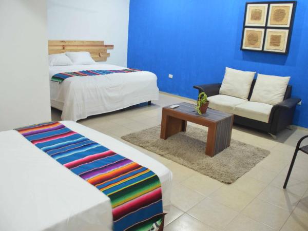 Hostal Casa Bohemia : photo 2 de la chambre chambre double ou lits jumeaux