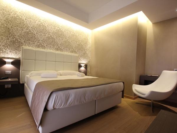Mokinba Hotels Baviera : photo 6 de la chambre chambre double ou lits jumeaux supérieure
