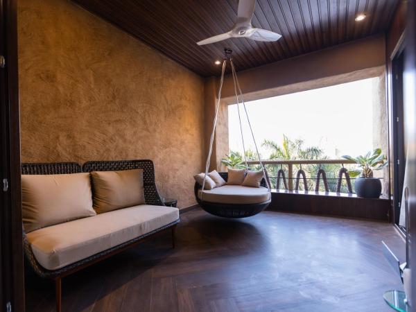 The Corinthians Resort & Club : photo 5 de la chambre wow suite 15% discount on food and soft beverages , spa , saloon and laundry(only washing and ironing)