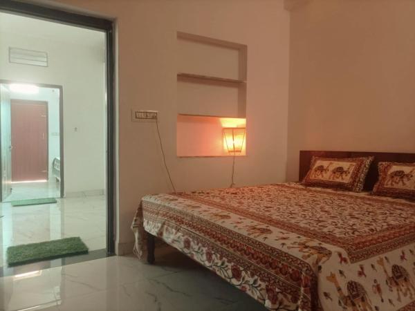 Cocoon Auberge : photo 3 de la chambre chambre double avec salle de bains privative