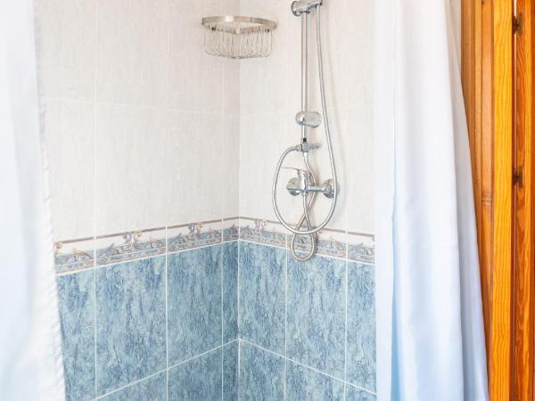 Rooms Breeze & Sun : photo 8 de la chambre petite chambre double