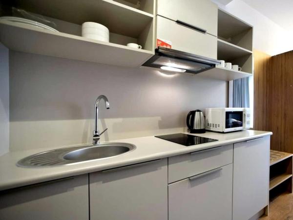 Warsaw Apartments - Luxury Top-view Aparthotel : photo 6 de la chambre appartement supérieur