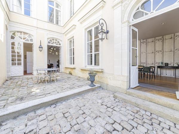 Suite Aubance - Maison Bossoreil : photo 5 de la chambre chambre quadruple avec baignoire