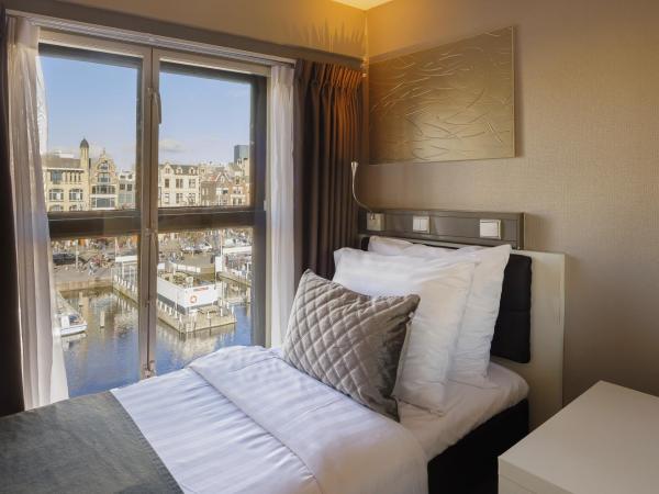 Hotel CC : photo 5 de la chambre chambre simple avec vue canal