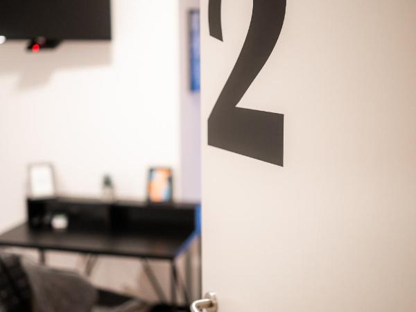 LaRoom - Free Parking : photo 3 de la chambre chambre lits jumeaux avec balcon