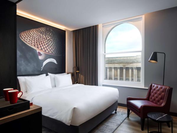 Radisson RED Hotel, Liverpool : photo 2 de la chambre chambre supérieure - vue st georges