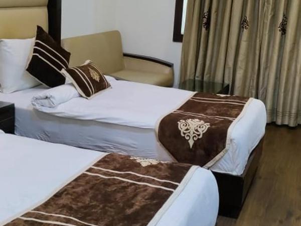 HOTEL PITRASHISH PRIDE IGI Intl AIRPORT DELHI : photo 1 de la chambre chambre deluxe