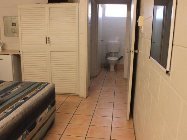 Oasis Inn Apartments : photo 6 de la chambre chambre motel