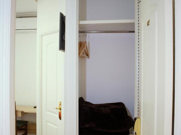 Hostal Ártico : photo 10 de la chambre chambre double avec salle de bains privative