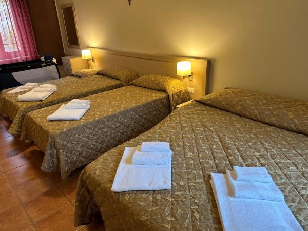 Domus San Bernardino : photo 3 de la chambre chambre quadruple standard