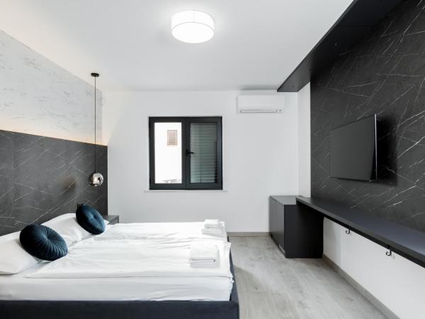 Boutique Suites Joyce Medulin with free parking : photo 4 de la chambre chambre double deluxe