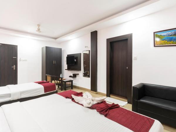 Hotel Kochi Crown : photo 3 de la chambre deluxe triple room non ac