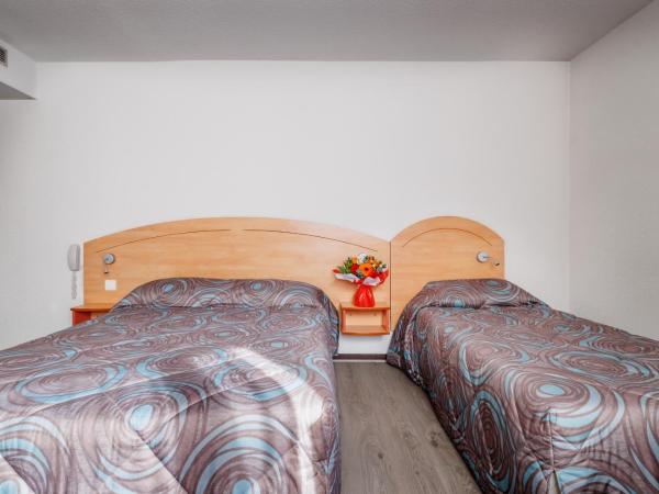 Hôtel Ariane : photo 4 de la chambre chambre double ou lits jumeaux