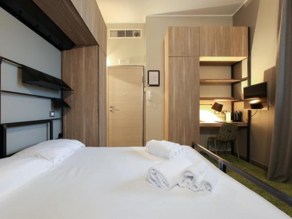 VERSOVERDE HOTEL Alzaia Naviglio Grande : photo 2 de la chambre chambre double