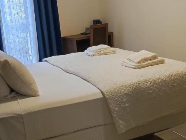 SQUARE HOTEL : photo 2 de la chambre chambre double