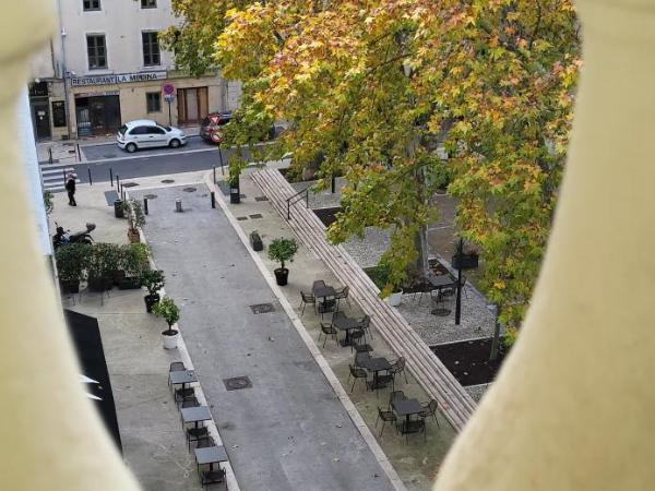 SQUARE HOTEL : photo 5 de la chambre chambre double avec balcon