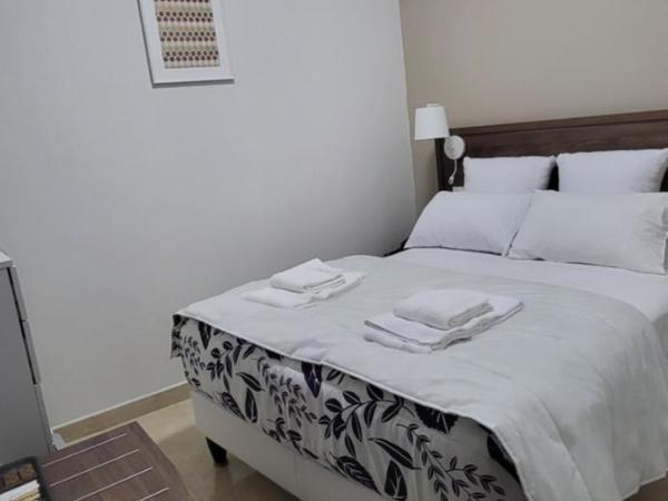 SQUARE HOTEL : photo 1 de la chambre petite chambre simple