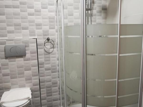 SQUARE HOTEL : photo 2 de la chambre chambre double Économique